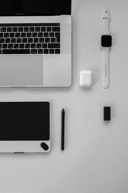 How to Organize Cables and Chargers Neatly: Practical Tips for a Tidy Space